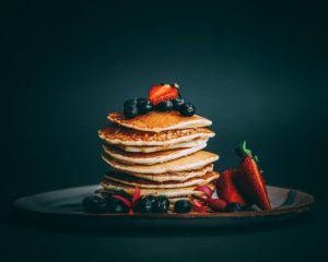 Fluffy low-carb keto pancakes are the perfect protein breakfast for those who want to eat low carb or keto. You'll enjoy this recipe with its fluffy texture and great taste.